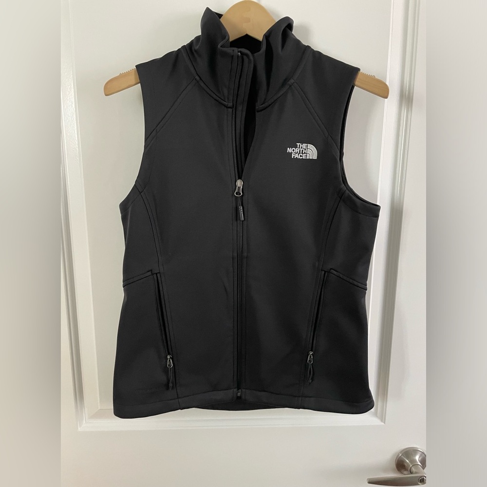 North Face Windwall tech vest - women’s Small *Like New
